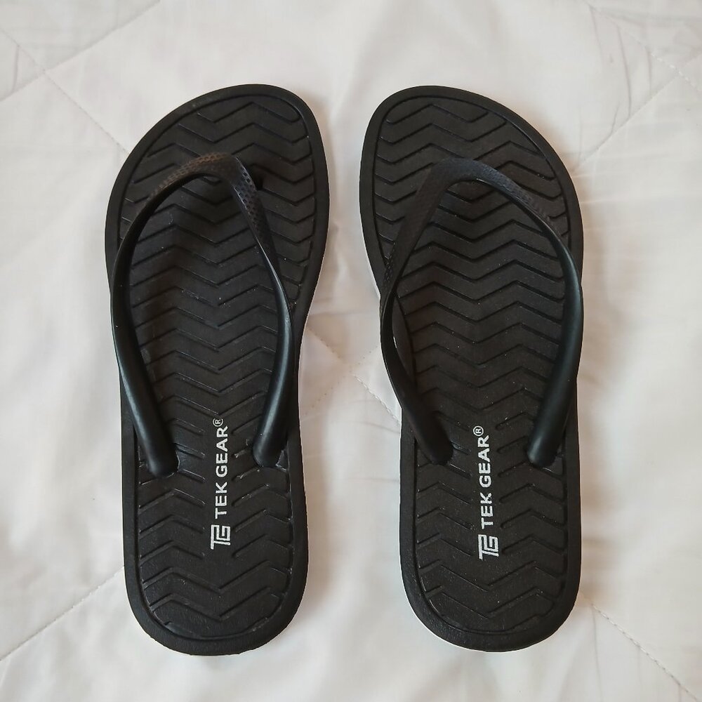 Tek Gear flip-flops